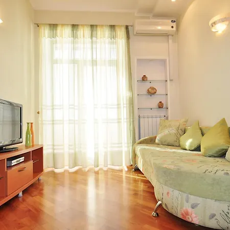 Central Apartments Киев Экстерьер фото