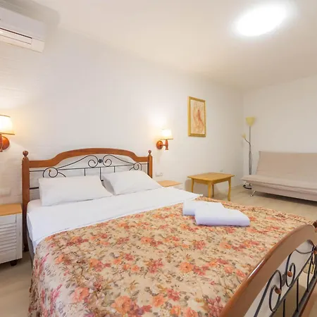 Central Apartments Киев Экстерьер фото