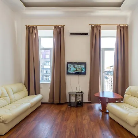 Central Apartments Киев Экстерьер фото