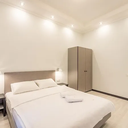 Central Apartments Киев Экстерьер фото