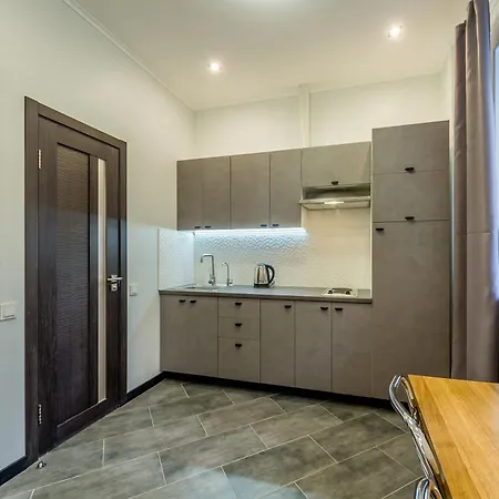 Central Apartments Киев Экстерьер фото