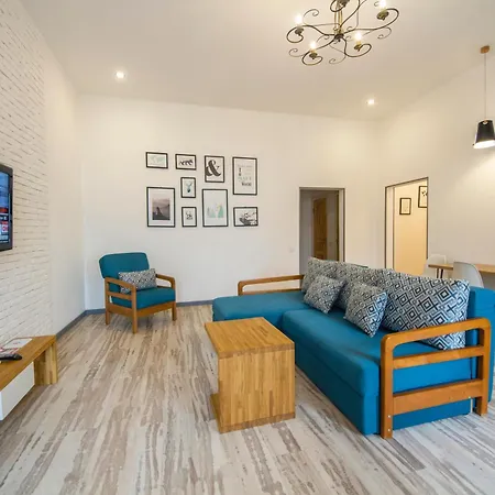 Central Apartments Киев Экстерьер фото