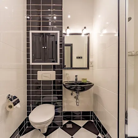 Central Apartments Киев Экстерьер фото