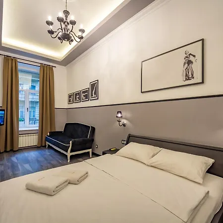 Central Apartments Киев Экстерьер фото