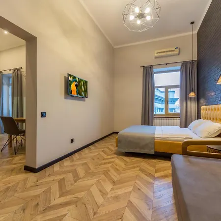 Central Apartments Киев Экстерьер фото