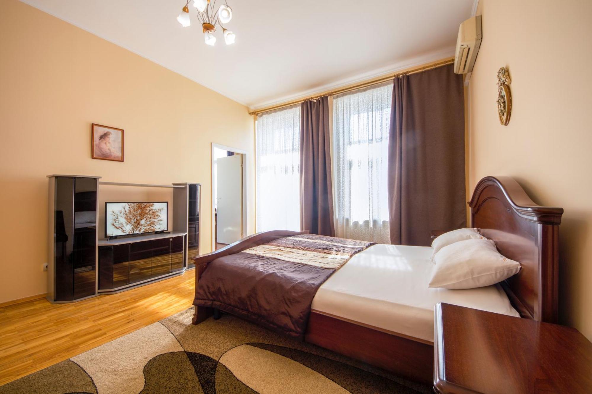 Central Apartments Апартаменты Киев