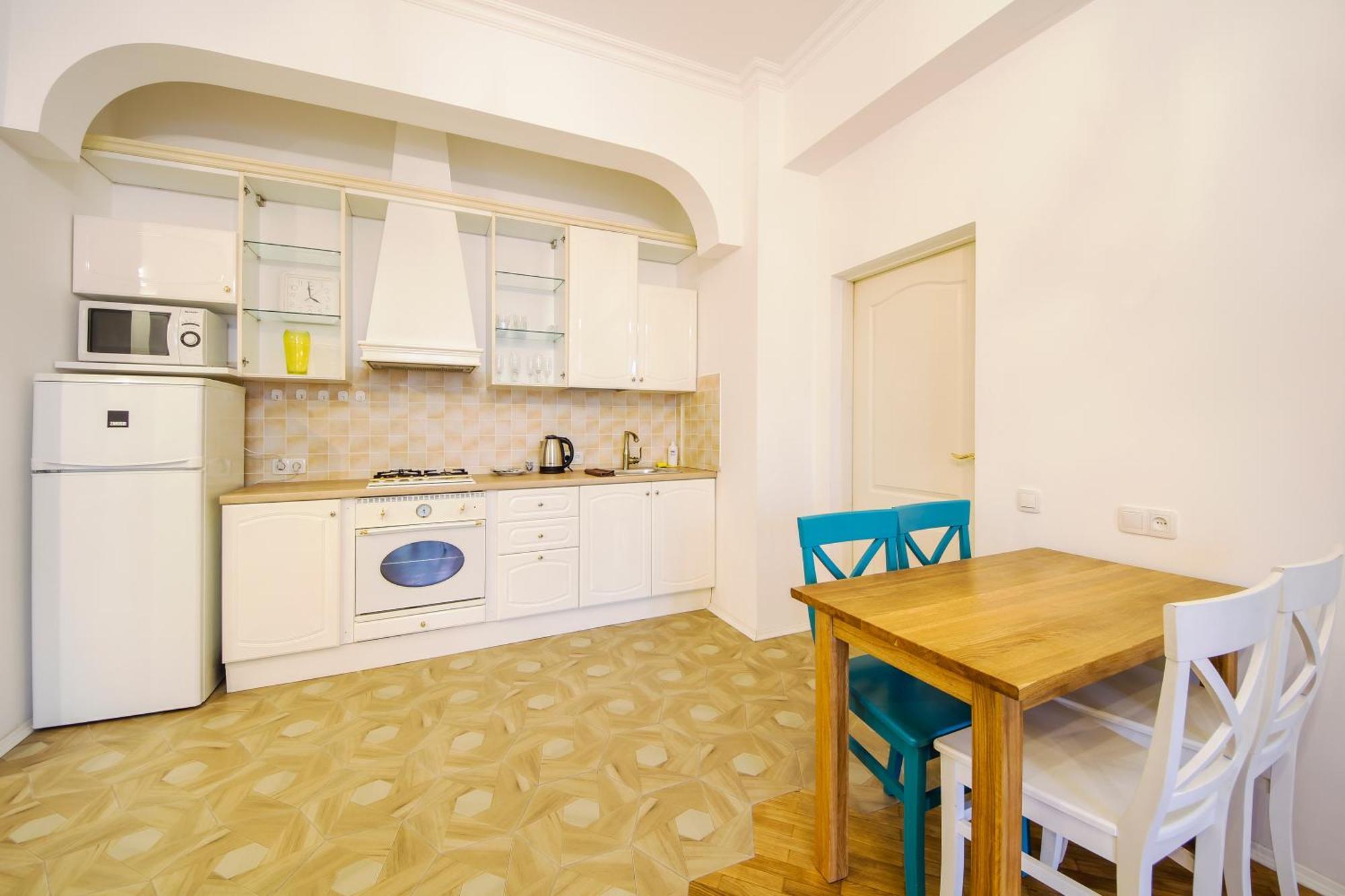 Central Apartments *