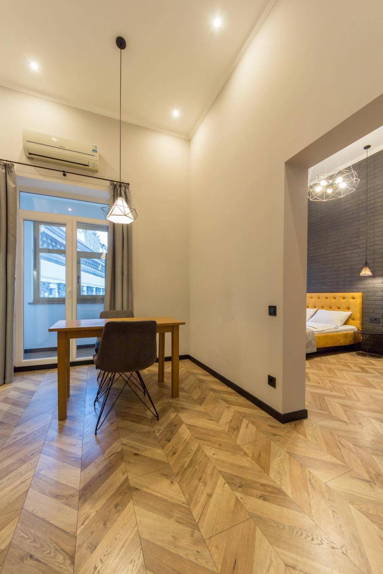 Central Apartments * Kyiv