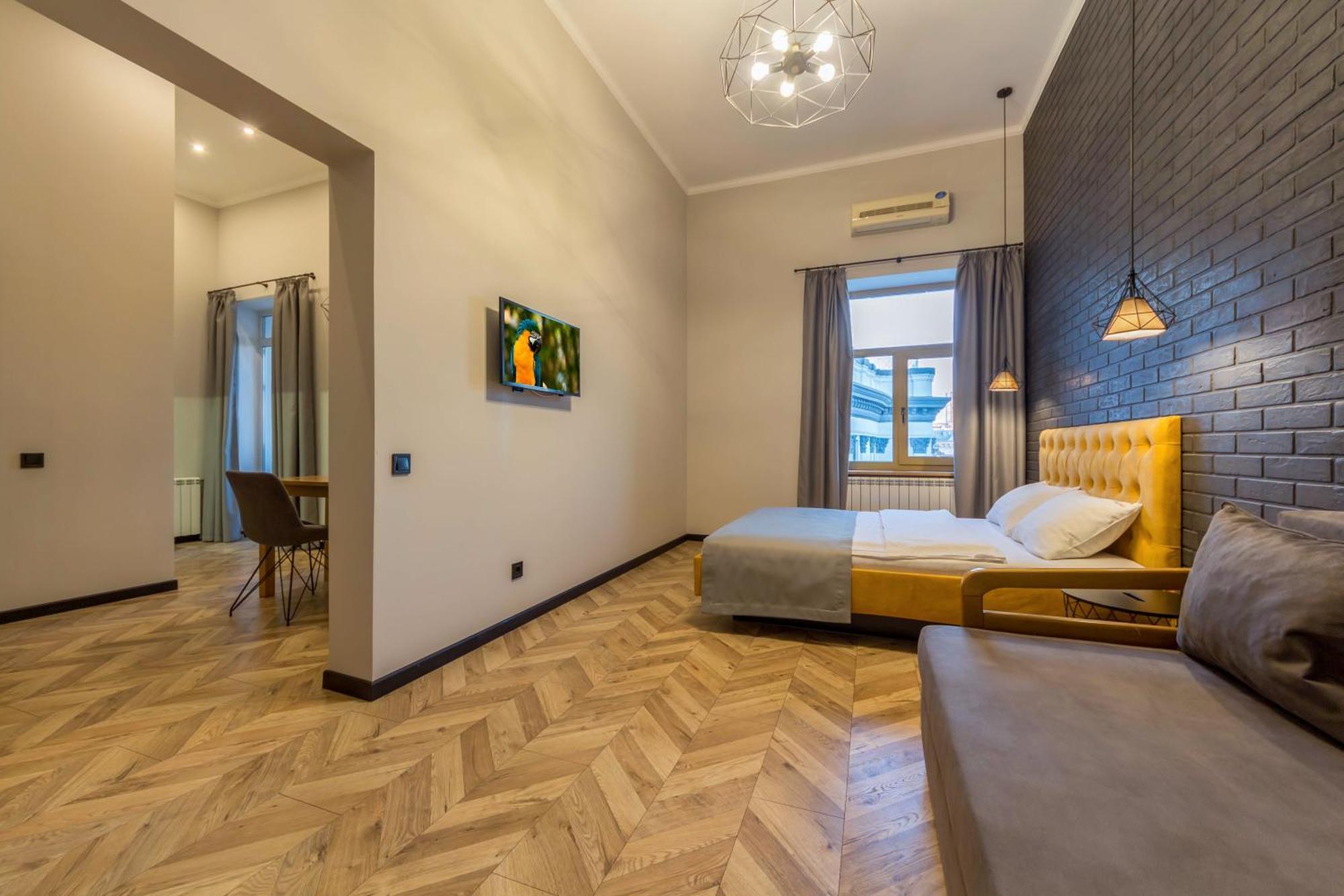 Apartment Central Apartments Kyiv